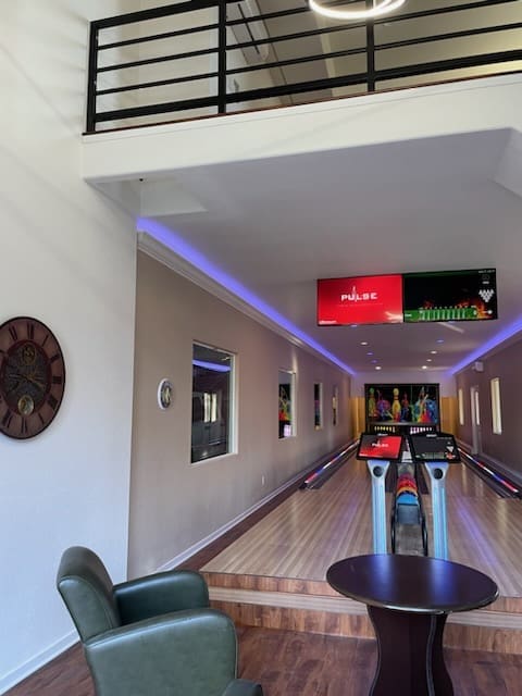 tenpin home bowling alley